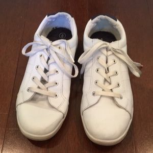 cherokee tennis shoes